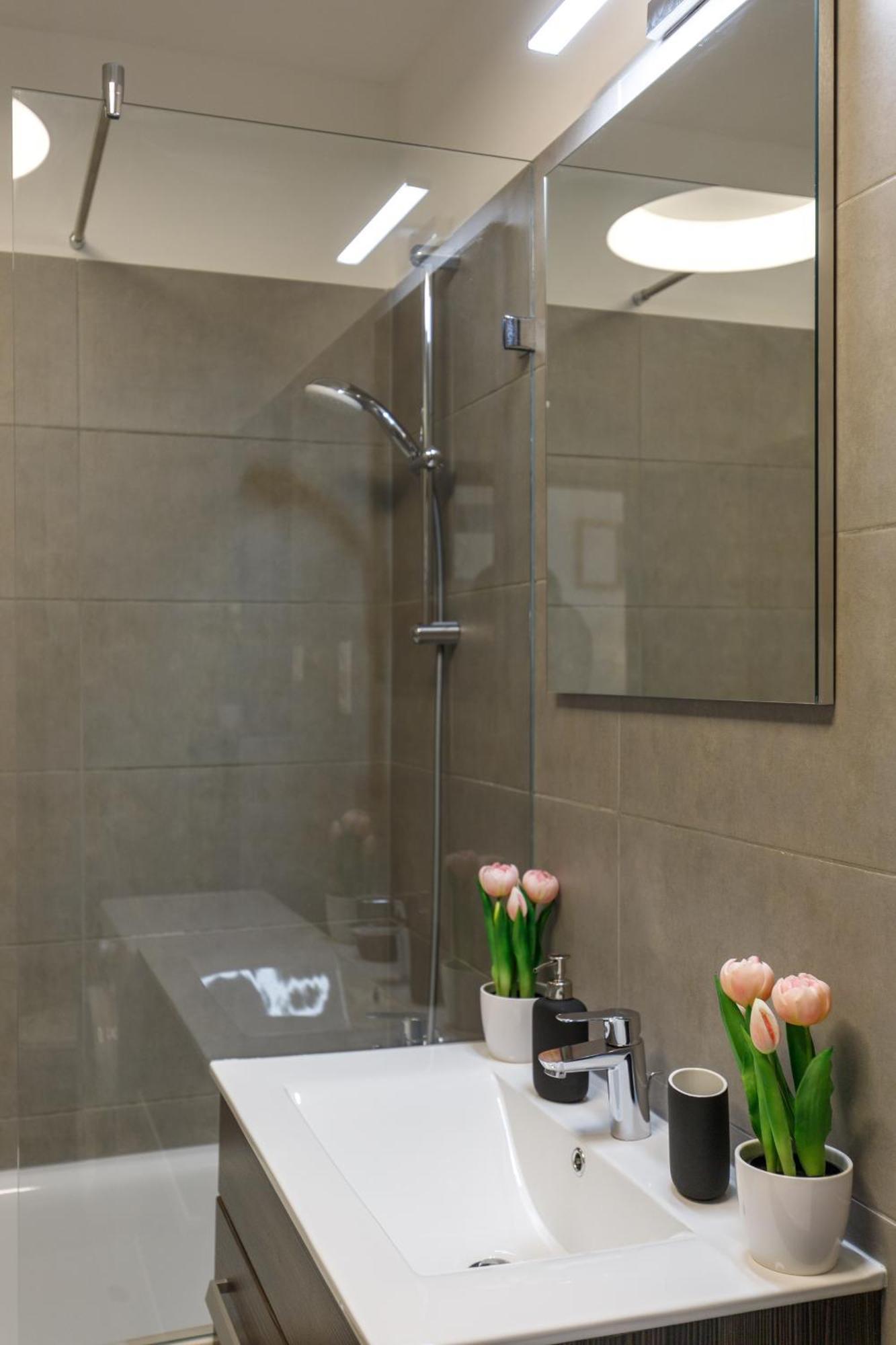 K40 Romantic Deluxe Studio In The City Center Будапеща Екстериор снимка