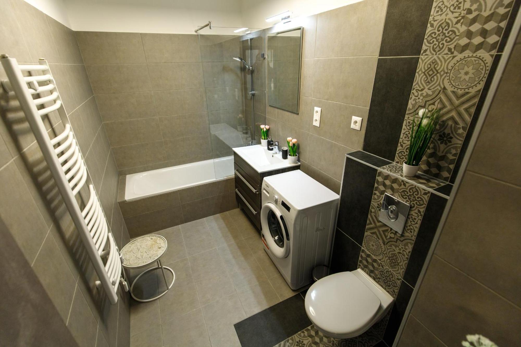 K40 Romantic Deluxe Studio In The City Center Будапеща Екстериор снимка