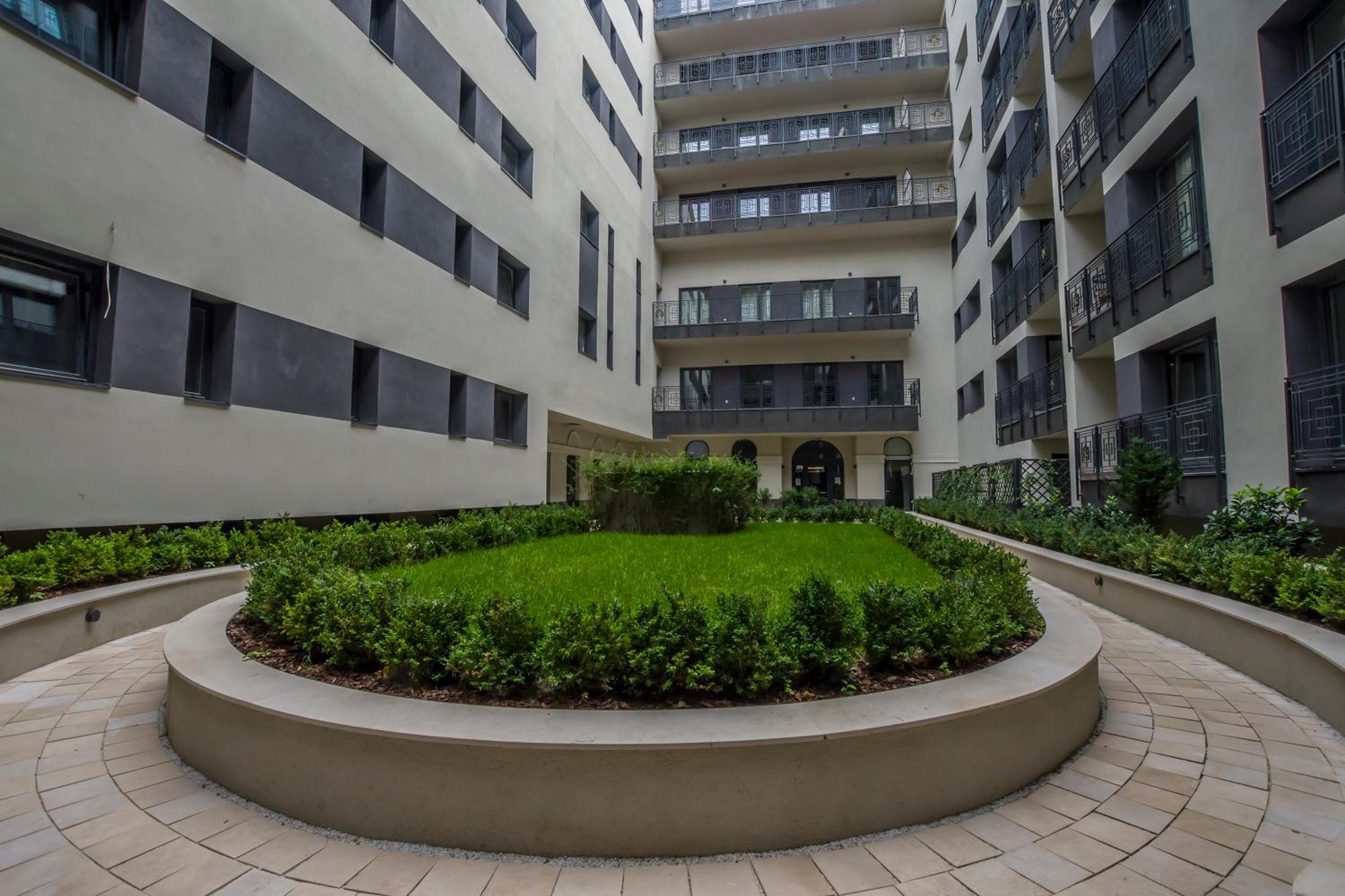 K40 Romantic Deluxe Studio In The City Center Будапеща Екстериор снимка